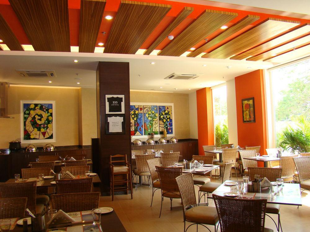 Lemon Tree Hotel Chennai Esterno foto
