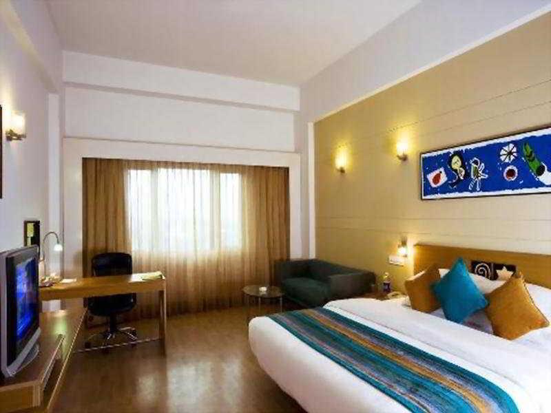 Lemon Tree Hotel Chennai Esterno foto