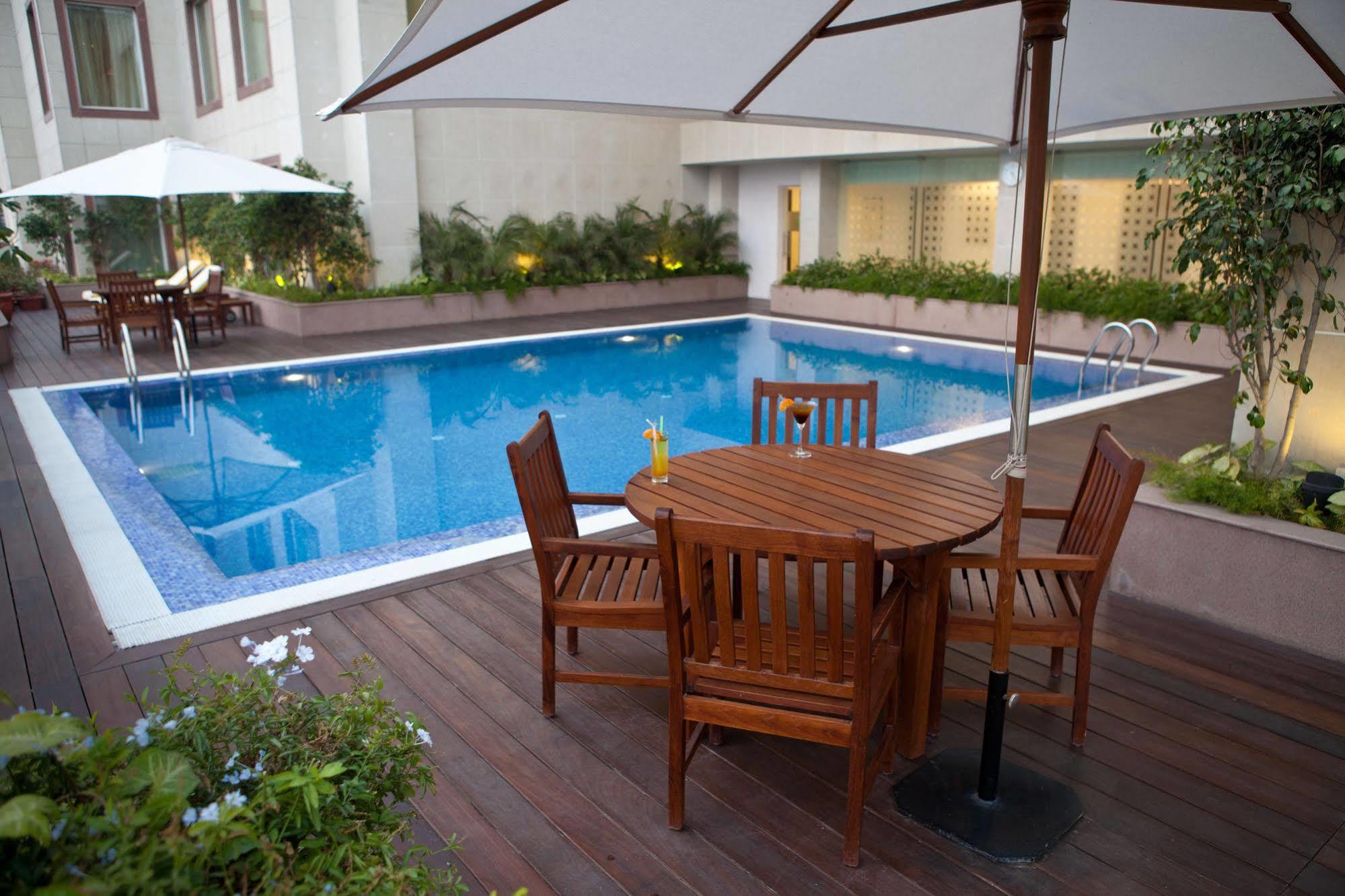 Lemon Tree Hotel Chennai Esterno foto