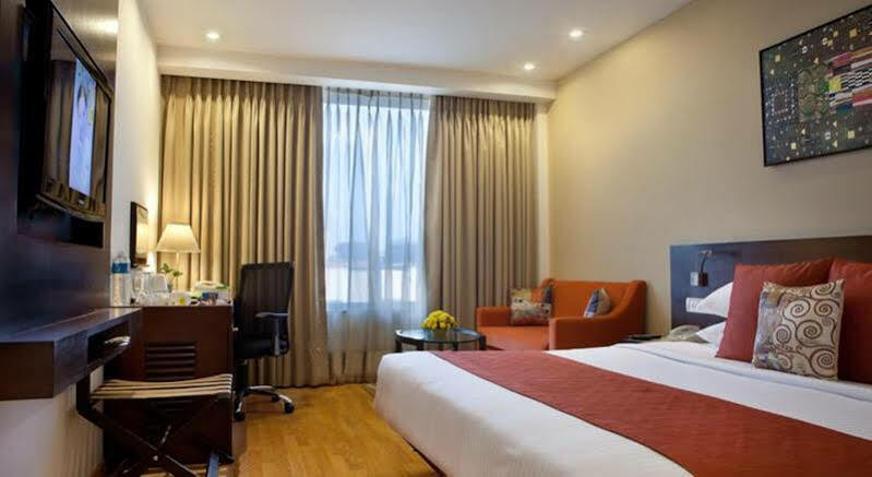 Lemon Tree Hotel Chennai Esterno foto